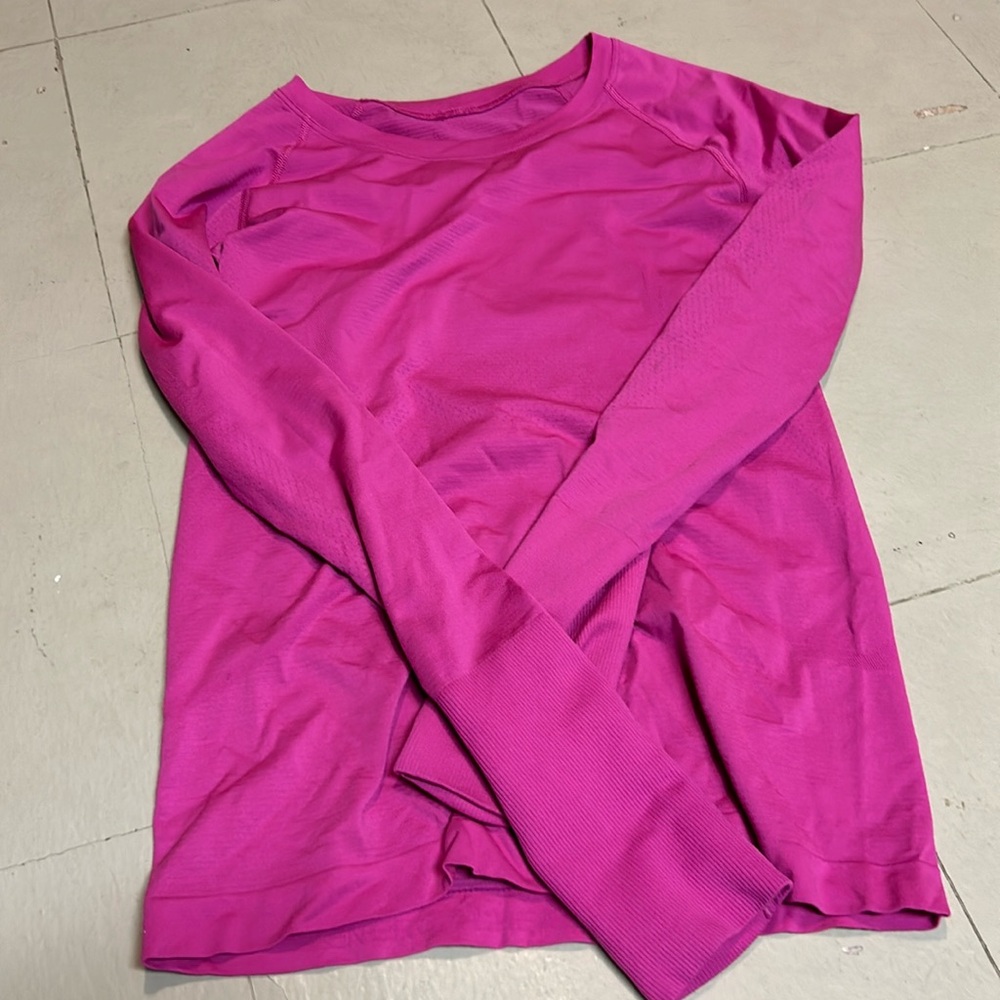Lululemon Sonic pink swiftly